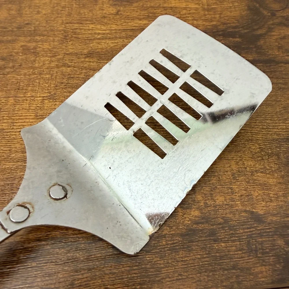 VTG EKCO USA Metal Spatula Slotted Kitchen Utensil Vegetable Onions Handle Retro